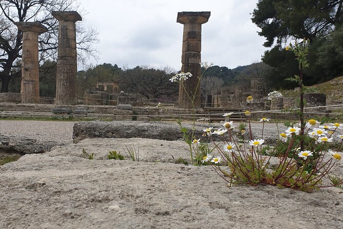 Olympia Skip-The-Lines private tour with official tourist guide - The Temple of Zeus and the Temple of Hera