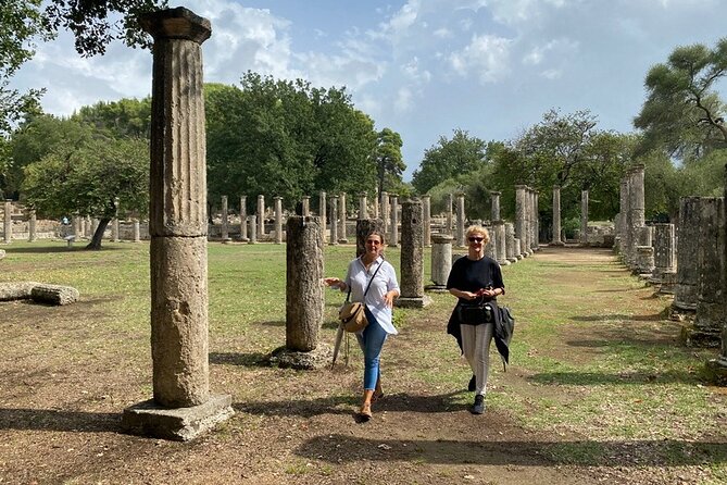 Olympia Skip-The-Lines private tour with official tourist guide - What the private format is really worth