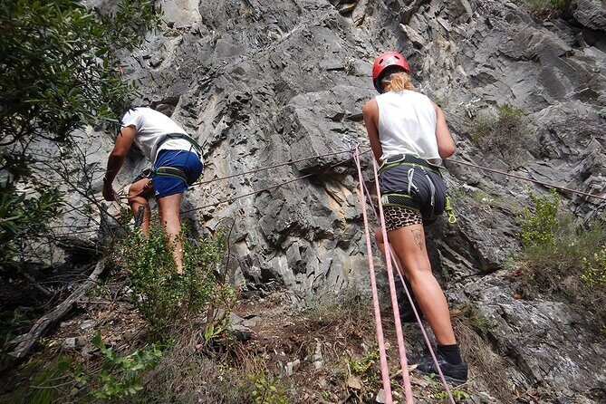 Olympus Rock Climbing Course and Via Ferrata - Level 2: quickdraw leading and an introduction to multi-pitch thinking