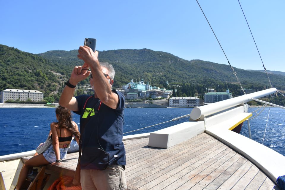 Ouranoupoli: Mount Athos Peninsula Sightseeing Cruise - Eight monasteries viewed from the water
