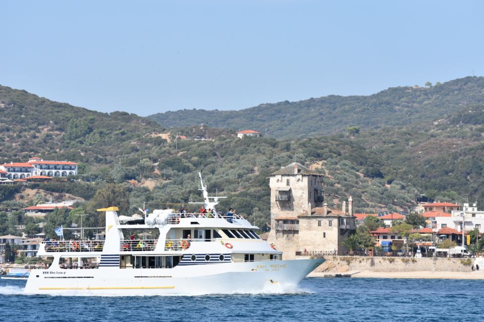 Ouranoupoli: Mount Athos Peninsula Sightseeing Cruise - Commentary in ten languages