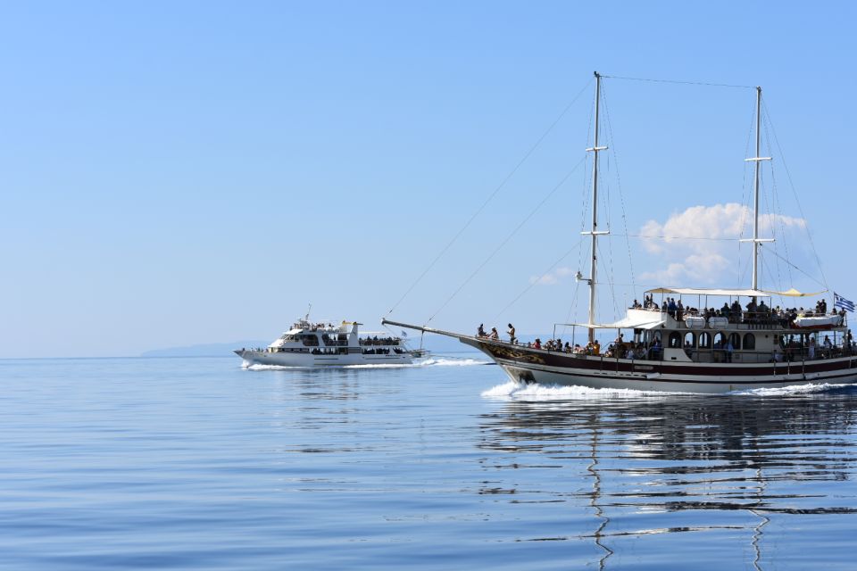 Ouranoupoli: Mount Athos Peninsula Sightseeing Cruise - Boarding at Ouranoupoli’s port