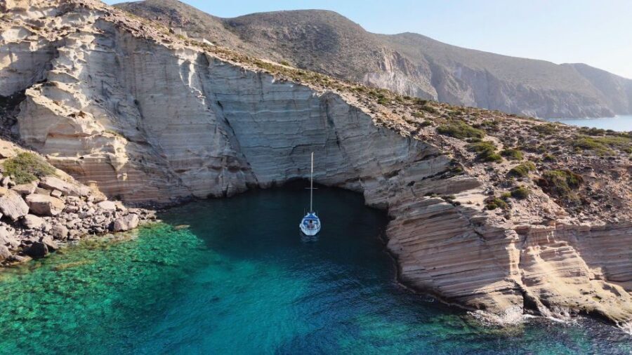 Paros Antiparos: Full-Day Boat Tour with Lunch & Drinks - Choosing the right boat day: what makes this one feel premium
