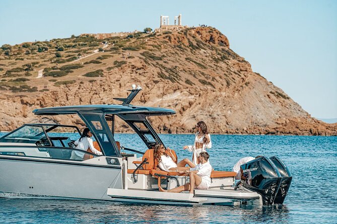 Paros-Antiparos Private Cruise on a Luxurious Saxdor 320 - Who should book this cruise?