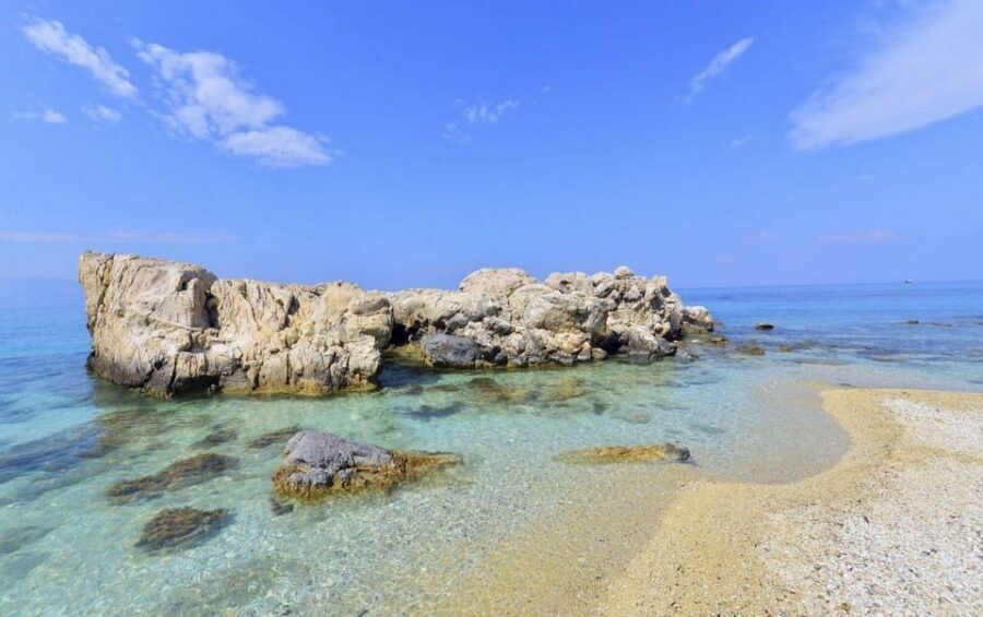 Paros & Antiparos Tour:Ferry ride, Villages & Beaches - Parikia’s Venetian Castle viewpoints in a tight, fun Old Town loop