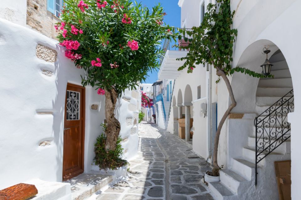 Paros: Exclusive Sunset Highlights Tour by Luxury Minivan - Lefkes: Paros away from the water