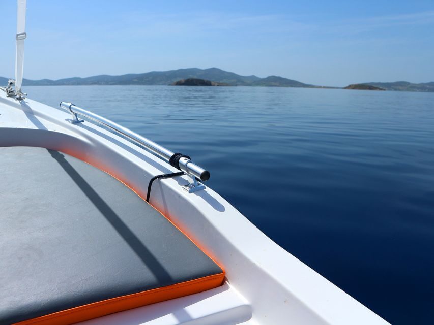 Paros: Full-Day New Modern Boat Rental with Self-Driving - Meeting at Aliki: finding The Sailor’s Ride and getting oriented fast