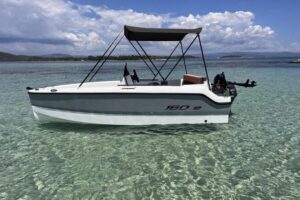 Paros: Full-Day New Modern Boat Rental with Self-Driving - The training session: what you should expect before you go