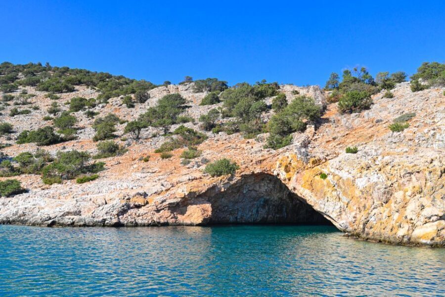Paros: Iraklia, Schinoussa, & Naxos Sailing Tour with Lunch - Price and Value: Is $200 per Person Worth It?