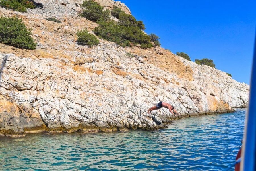 Paros: Iraklia, Schinoussa, & Naxos Sailing Tour with Lunch - Ofidoussa + Lunch on Board: When Food Actually Fits the Day