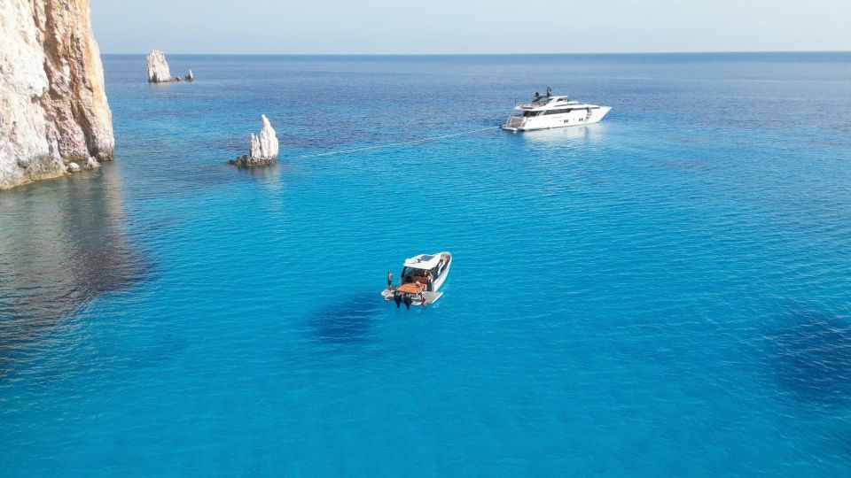 Paros: Private Paros and Antiparos Luxury Speedboat Tour - The sea cave adds a change of mood
