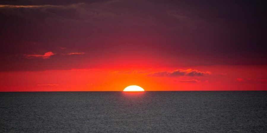 Paros: Sunset Boat Tour to Antiparos with Wine - The Music and the Wine: Atmosphere Without Trying Too Hard