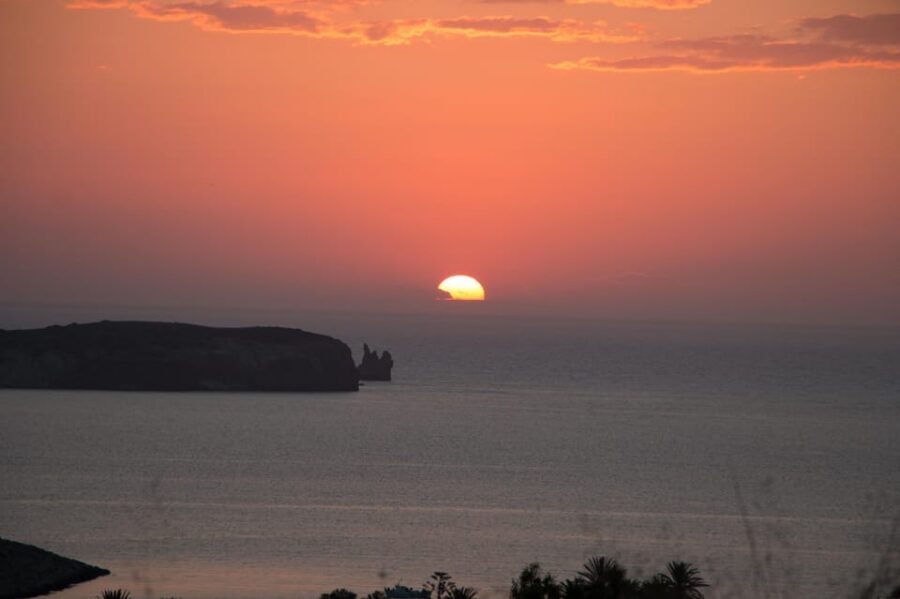 Paros: Sunset Boat Trip with Soft Drinks and Local Wine - Timing, Duration, and When to Set Your Expectations