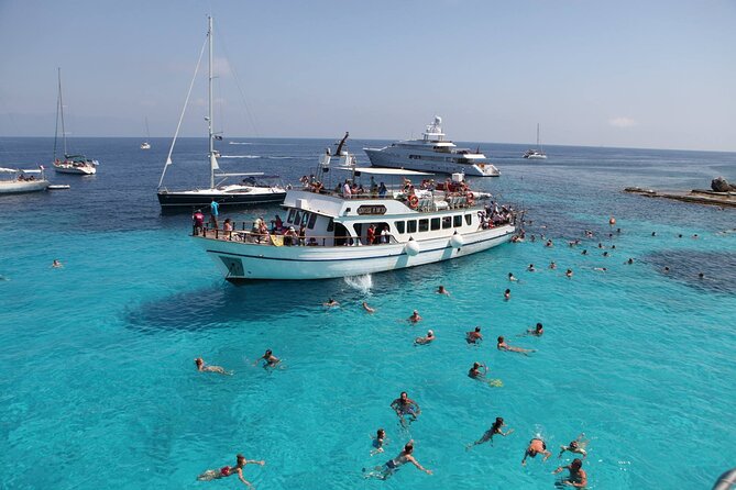 Paxos Antipaxos the best boat trip from Corfu - Antipaxos and the one-hour stop at Voutoumi Beach