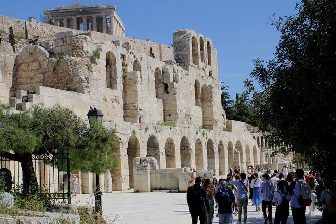 Percy & Medusa: Family Mythology Treasure Hunt & Tour - Lukumades provide a well-timed Greek snack