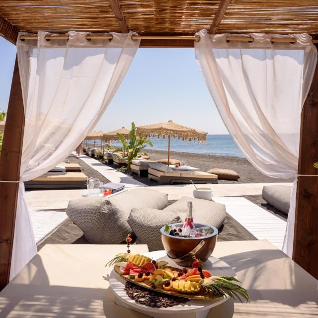 Perivolos Beach: Sun-Bed Experience FortyOne Bar Restaurant - Service Style: English-Friendly, Friendly, and Sometimes Fast
