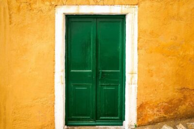 Photography workshop & tour in Corfu Old Town - Quiet lanes, original doors, and local stories