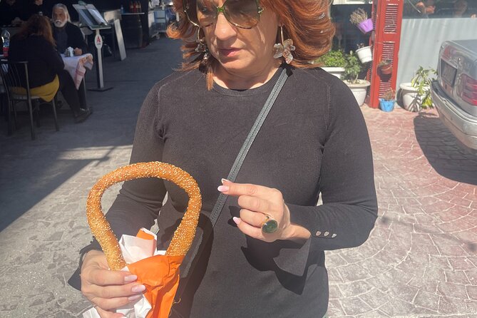 Piraeus Food Walking Tour - Lunch brings mezedes, souvlaki, and Greek drinks