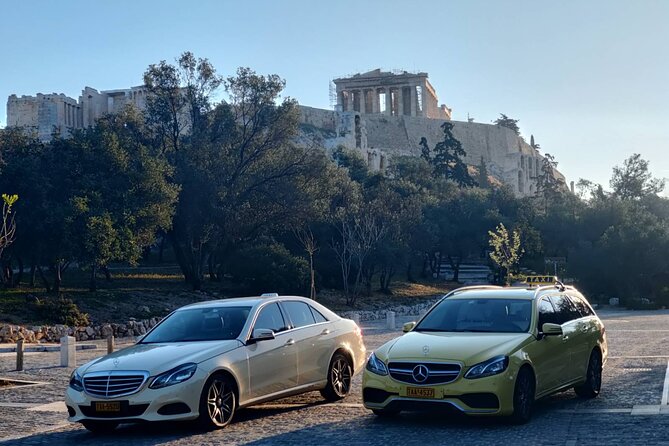 Piraeus Port to Athens Hotels Private Transfer with Meet & Greet - What the Mercedes ride is like