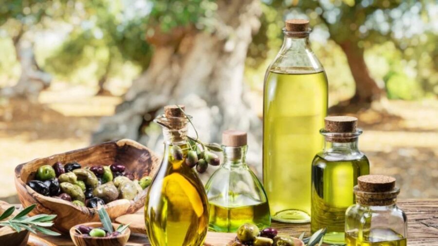 Premium Crete Olive oil tasting, Wine, Raki and Cretan food! - Traditional village and kazani raki: seeing how raki tradition works