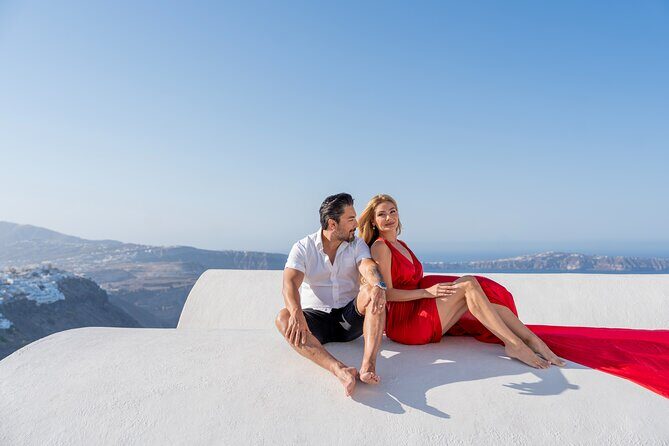 Premium Flying Dress Photoshoot Santorini with Pick up&Drop off - Wind, Heat, and Real-Life Comfort: What to Expect