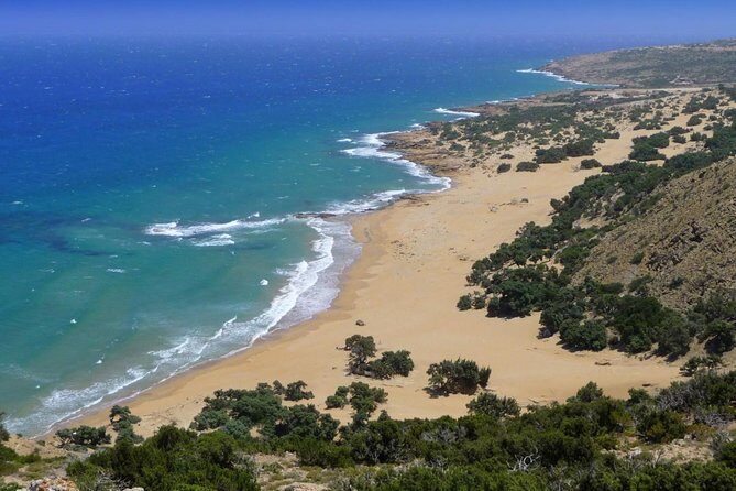Preveli Beach and Plakias Full-Day Trip From Rethymno - Plakias: lunch, shopping, and turquoise water in a natural bay