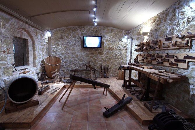 Private 4x4 Wine Tour from Athens to Marathon Lake and a Winery - FAQ