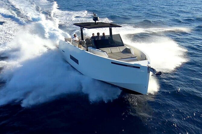 Private 5-Hour Cruise on Brand-New Luxury Yacht in Mykonos (Para Voce) - Paradise and Super Paradise: Iconic Party Energy, Without Being in the Middle