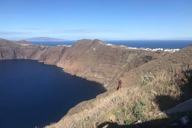 Private 6 hour guided tour in Santorini !!! - Is $313.07 per person a fair price?