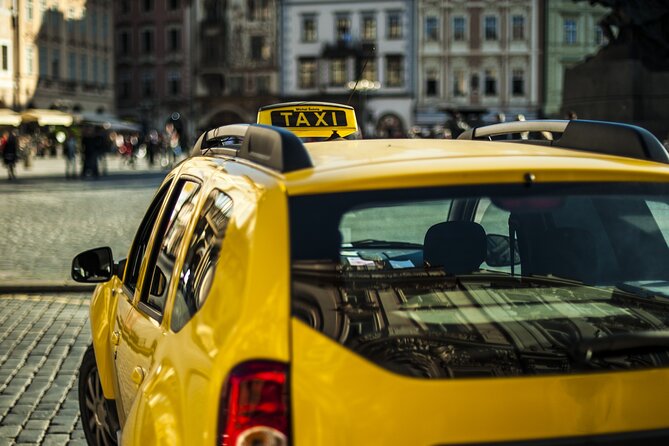 "Private Airport Transfer: Athens Airport to/from Piraeus Port" - Arriving at Piraeus and finding the right ship gate