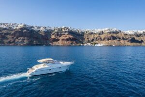 Private all included yacht Tour in Santorini - Red Beach: Your First Swim With Snorkel Gear