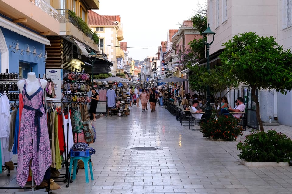 Private Argostoli Walking Experience - Lithostroto, Argostoli’s pedestrian heart