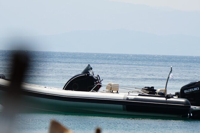 Private Boat Cruise around Skiathos island - Lalaria Beach (1 hour): the white-stone waters that get talked about