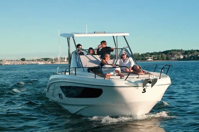 Private Boat Excursion to Aegina and Moni Islands from Athens - Practical details that affect the day