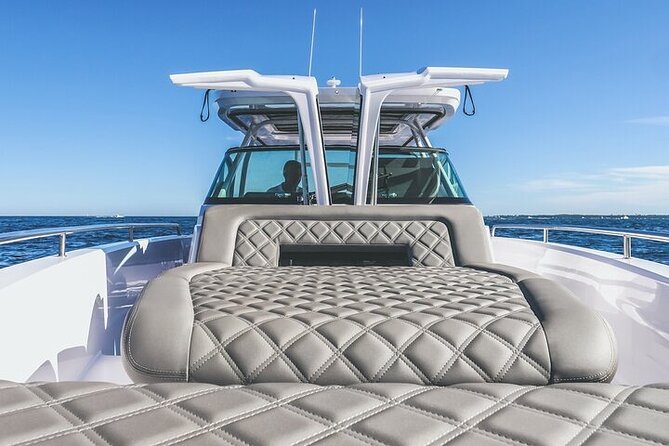 Private Boat Tour Paros, Antiparos & Blue Lagoon - Half Day - Food, Drinks, and the Feel of a Luxury Outing