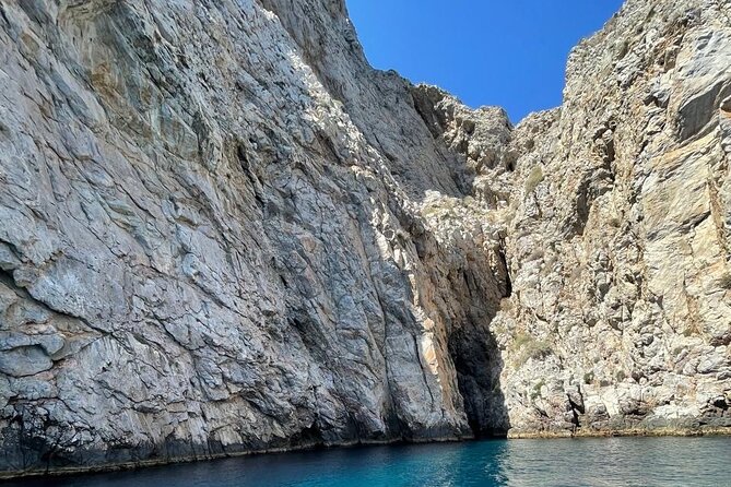 Private Caldera Cruise with Motor Yacht in Santorini - Thirassia, the best setting for the meal