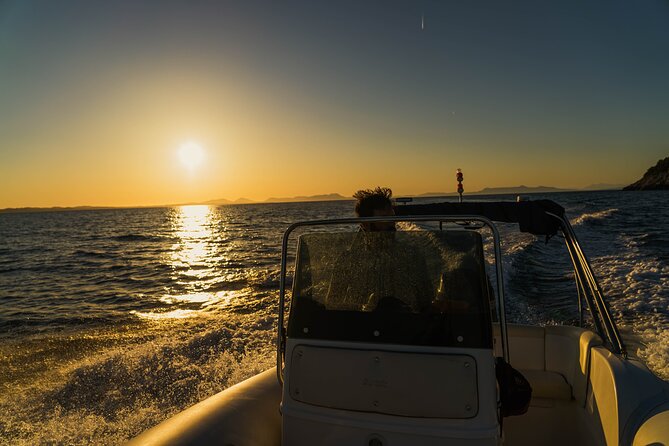 Private cruise Sunset Tour at the Syvota Lighthouse - The lighthouse walk and what to wear