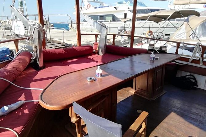 Private Cruise with Galatea(Paros,Antiparos,Despotiko,Bluelagoon) - Key points at a glance