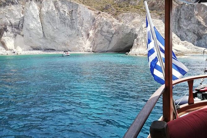 Private Cruise with Galatea(Paros,Antiparos,Despotiko,Bluelagoon) - Weather is part of the bargain