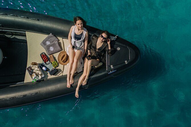 Private Cruise with Speedboat: Kleftiko- Sarakiniko- Sykia cave - Sykia Beach in the morning: turquoise water, less fuss