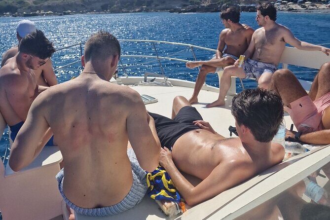 Private daily Cruise or Sunset for Swimming Max 15 persons - Value and price: what $720.88 means in real terms