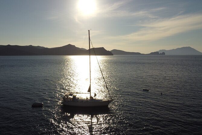 Private Daily Sailing Cruise to Discover the Highlights of Milos - Why a private Milos sailing day beats beach-hopping