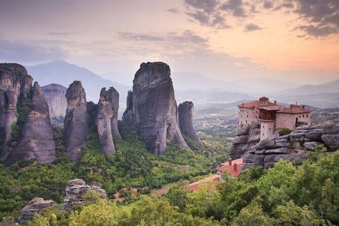 Private Day Trip from Thessaloniki to Meteora - Steps, Shoes, and Mobility Choices at the Monasteries