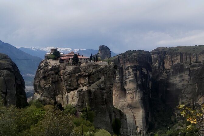 Private Day Trip from Thessaloniki to Meteora - Lunch, Coffee Stops, and Eating Like a Local Without Losing Time