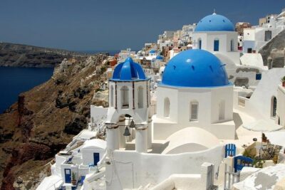 Private Day trip Santorini 4 hours - Red Beach and Santorini’s volcanic colors