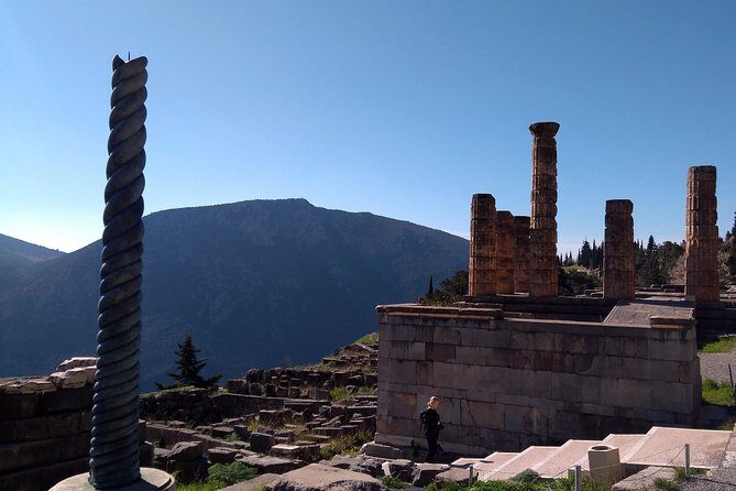 Private Delphi and Hosios Loukas Monastery - Great Lunch and Drinks Included - Arachova stop for pictures and a real break