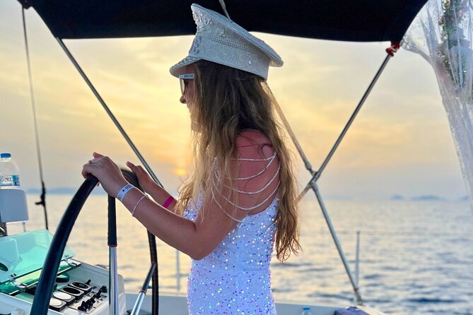 Private Full-Day Bridal Shower Hen Do Boat Cruise in Kos - What the crew adds to the day