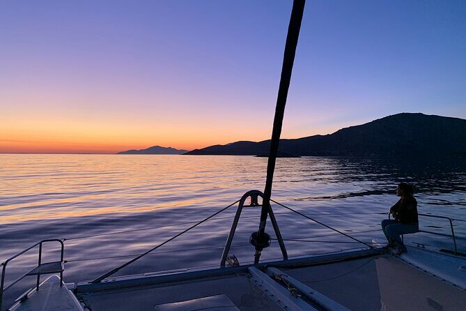 Private Full Day Catamaran Cruise from Paros with Lunch - Panteronisi (Tigani): the shallow-rock water-color show