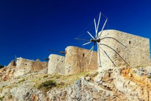 Private Full-Day Knossos-Lasithi Plateau-Cave of Zeus - Krasi and the Writers’ Tree: A Tiny Stop With Big Character
