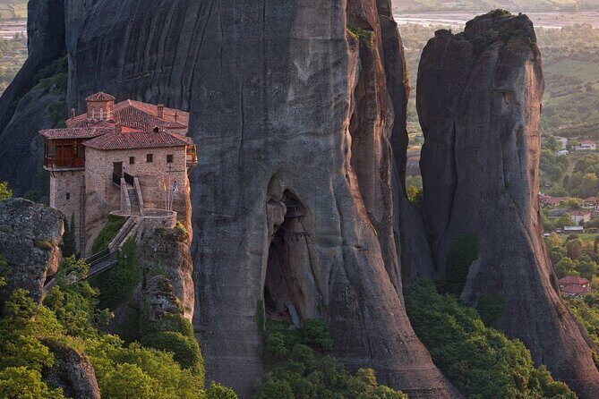 Private Full Day Tour to Meteora from Volos - En route options: a short local workshop stop if you want it